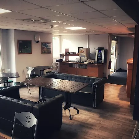 Hotel Promotel Bourg-En-Bresse 2*