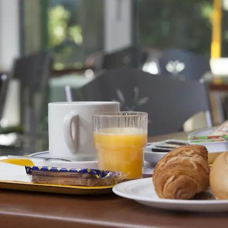 Hotel Promotel Bourg-En-Bresse