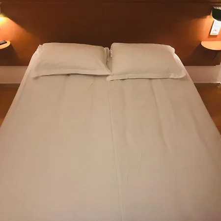 Promotel Bourg-En-Bresse Hotel